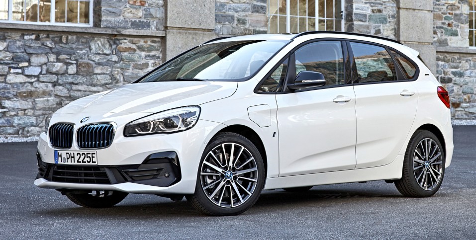 BMW F45 фото