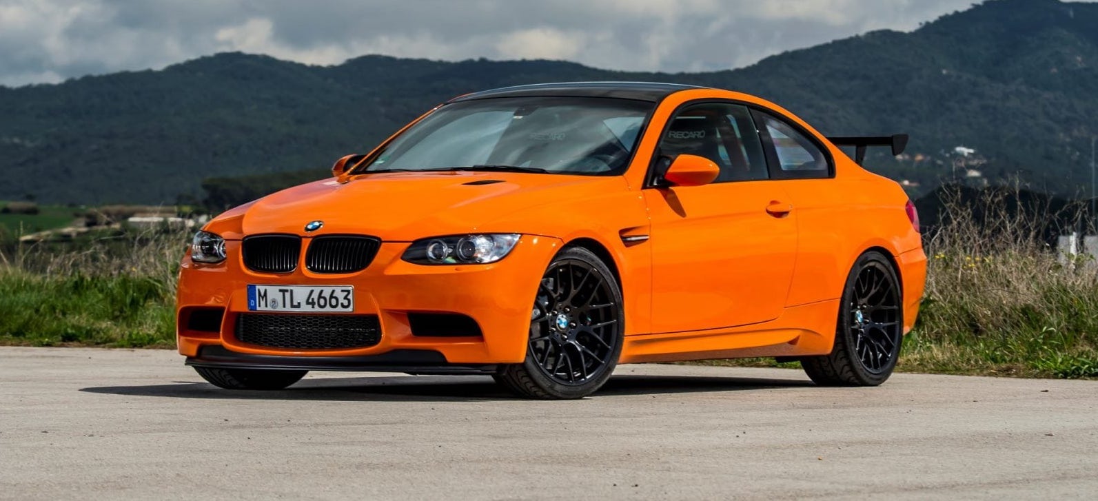 BMW M3 E92 фото