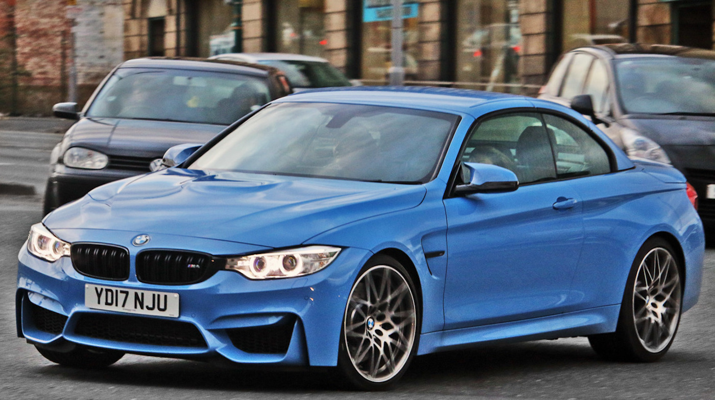 BMW M4 F83 фото