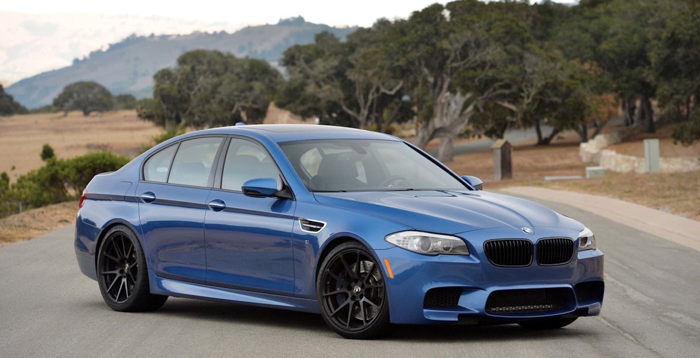 BMW M5 F10 фото