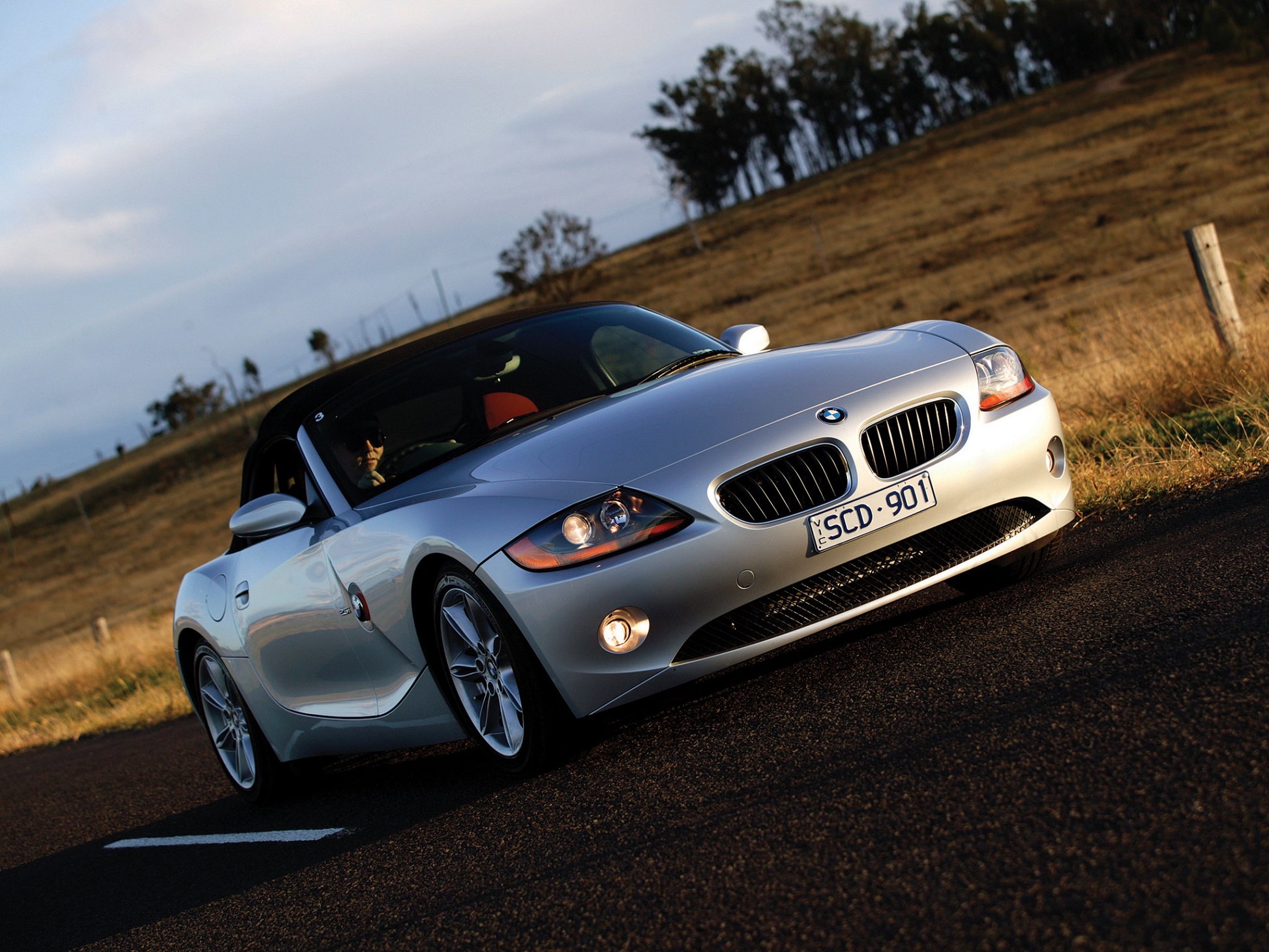 BMW Z4 E85 фото